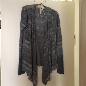 Mondetta light-weight knit sweater